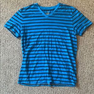 Men’s v-neck
